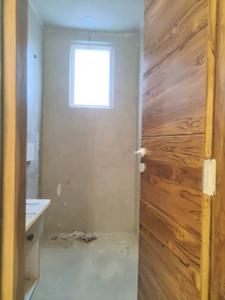 Common Bathroom Image of 1200 Sq.ft 3 BHK Builder Floor for sale in Green Field Colony Faridabad for Rs. 13500000