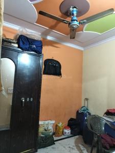 Bedroom Image of 600 Sq.ft 1 BHK Builder Floor for sale in Jahangirpuri New Delhi for Rs. 5500000