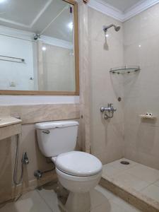 Bedroom Two Image of 999 Sq.ft 2 BHK Apartment / Flat for sale in Hiranandani Meadows, Thane West Thane for Rs. 19000000
