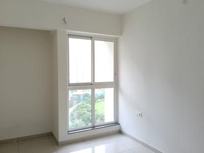 Bedroom Image of 1100 Sq.ft 3 BHK Apartment / Flat for rent in Godrej Emerald, Kasarvadavali Thane for Rs. 38000