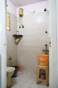 Bathroom Image of Single room for single person  in Saligramam, Chennai