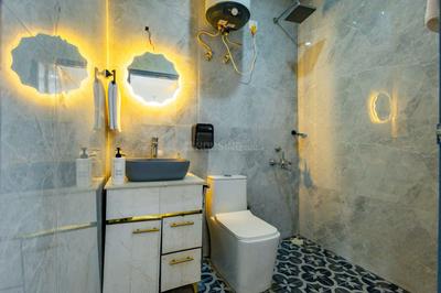 Bathroom Image of 927 Sq.ft 4 BHK Farm House for sale in Dkrrish Green Beauty Farms, Sector 135 Noida for Rs. 16000000