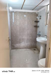 Bathroom Image of 1370 Sq.ft 3 BHK Apartment / Flat for rent in Mittal Rajnagar Residency, Raj Nagar Extension Ghaziabad for Rs. 21000