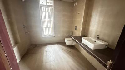 Image of 2410 Sq.ft 3 BHK Apartment / Flat for sale in Godrej Palm Retreat 2, Sector 150, Noida for Rs. 39000000