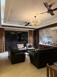 4 BHK Independent Builder Floor