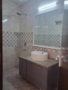 Bathroom Image of 1750 Sq.ft 3 BHK Builder Floor for rent in Sector 47 Gurgaon for Rs. 75000