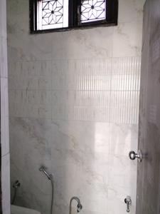 Common Bathroom One Image of 1750 Sq.ft 3 BHK Apartment / Flat for sale in CGHS Sahita Apartment, Sector 4 Dwarka New Delhi for Rs. 29500000