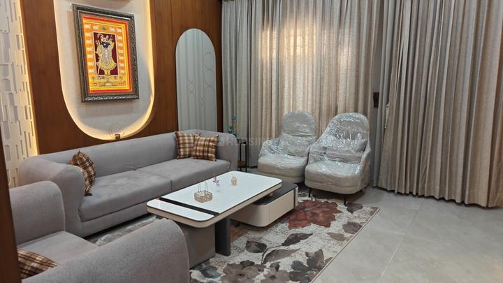 Amrapali Circle, Vaishali Nagar Extension Main Image 1