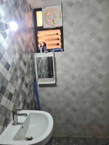 Bathroom Image of 990 Sq.ft 2 BHK Apartment / Flat for sale in Sheres Shalimar Mannat Phase 1, Mohammadpur Chauki Lucknow for Rs. 6500000