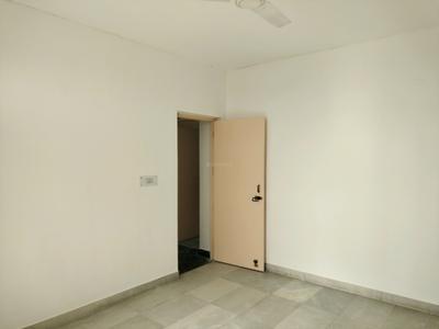Bedroom Image of 2100 Sq.ft 3 BHK Apartment / Flat for rent in CGHS Palm Court Apartment, Sector 19 Dwarka New Delhi for Rs. 55000