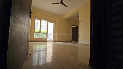 Living Room Image of 925 Sq.ft 2 BHK Apartment / Flat for rent in Panchsheel Hynish, Noida Extension Greater Noida for Rs. 19000