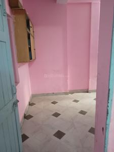 Bedroom Image of 600 Sq.ft 2 BHK Builder Floor for rent in DDA LIG Flats Pocket E, Dilshad Garden New Delhi for Rs. 16000