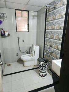 Bathroom Image of 1500 Sq.ft 3 BHK Apartment / Flat for rent in SSD Sai Pearl, Pimple Saudagar Pune for Rs. 45000