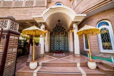 Image of 4200 Sq.ft 4 BHK Villa for sale in Koregaon Park, Pune for Rs. 150000000