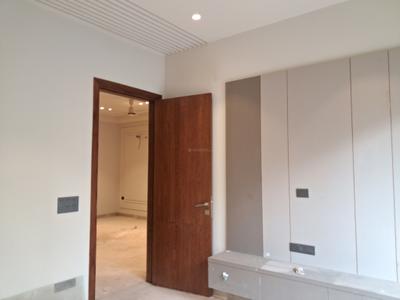 Bedroom Image of 1800 Sq.ft 3 BHK Builder Floor for sale in Paschim Vihar New Delhi for Rs. 39000000