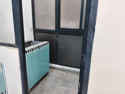 Kitchen Image of 950 Sq.ft 2 BHK Apartment / Flat for rent in Panchsheel Greens 2, Noida Extension Greater Noida for Rs. 23000