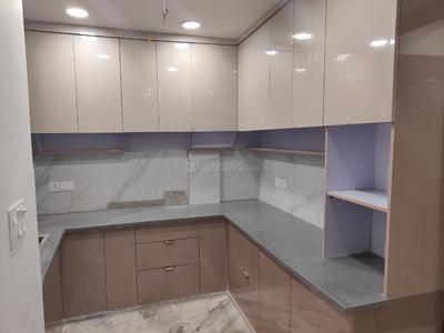 Kitchen Image of 630 Sq.ft 2 BHK Builder Floor for rent in Krishna Nagar New Delhi for Rs. 28000