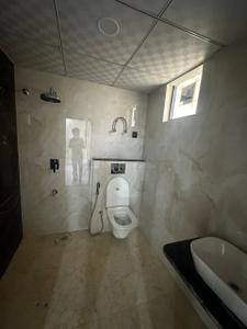 Bathroom Image of 2464 Sq.ft 4 BHK Apartment / Flat for sale in Chitrakoot Jaipur for Rs. 18500000