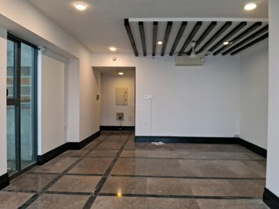 Living Room Image of 1350 Sq.ft 2.5 BHK Apartment / Flat for sale in Lodha Dioro, Sion Mumbai for Rs. 39800000