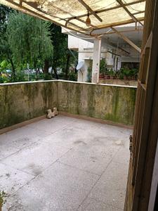 Balcony Image of 1500 Sq.ft 3 BHK Apartment / Flat for sale in Alaknanda New Delhi for Rs. 31500000