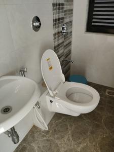 Common Bathroom Image of 900 Sq.ft 2 BHK Apartment / Flat for sale in Neptune Flying Kites A Wing Right Wing, Bhandup West Mumbai for Rs. 15500000