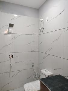 Common Bathroom Image of 1350 Sq.ft 3 BHK Builder Floor for sale in BPTP District 5, Sector 84 Faridabad for Rs. 15000000
