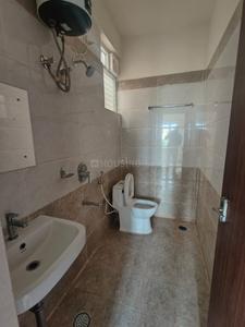 Bathroom Image of 1055 Sq.ft 2 BHK Apartment / Flat for rent in Kasturi Nagar Bengaluru for Rs. 36000