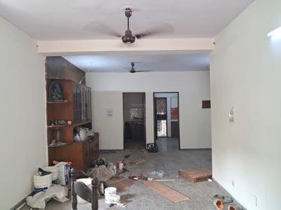 Living Room Image of 1200 Sq.ft 2 BHK Apartment / Flat for sale in SFS Apartments, Paschim Vihar New Delhi for Rs. 15000000