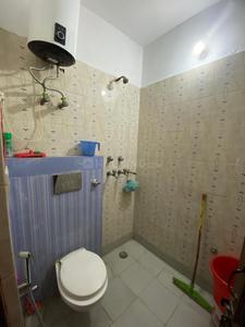 Bathroom Image of 2500 Sq.ft 3 BHK Independent House for rent in Prem Nagar 2, Sector 12 Gurgaon for Rs. 30000