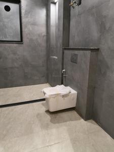 Common Bathroom Image of 3200 Sq.ft 4 BHK Builder Floor for sale in Palam Vihar Gurgaon for Rs. 32000000