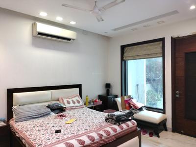 Bedroom Image of 4500 Sq.ft 6 BHK Independent House for sale in Sector 17 Faridabad for Rs. 81000000