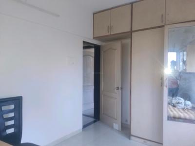 Bedroom Image of 1000 Sq.ft 3 BHK Apartment / Flat for rent in Evershine Millennium Paradise, Kandivali East Mumbai for Rs. 71000