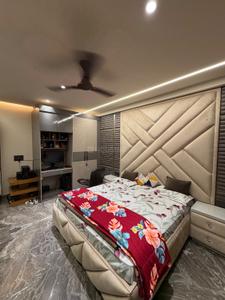 Bedroom Image of 2400 Sq.ft 4 BHK Builder Floor for rent in Anand Vihar New Delhi for Rs. 160000