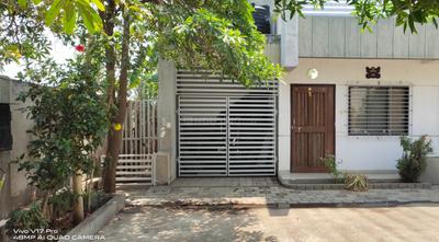 Image of 1250 Sq.ft 2 BHK Apartment / Flat for sale in Adajan, Surat for Rs. 3451000