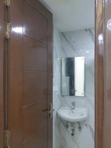 Bedroom Two Image of 1350 Sq.ft 4 BHK Apartment / Flat for sale in Sultanpur New Delhi for Rs. 11000000