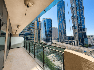 Balcony Image of 668 Sq.ft 1 BHK Apartment / Flat for sale in Damac Merano Tower, Business Bay Dubai for Rs. 28634166