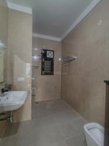 Bathroom Image of 2700 Sq.ft 3 BHK Builder Floor for rent in Big Block Builder Floor, Sector 46 Gurgaon for Rs. 43000