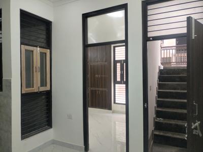 Living Room Image of 750 Sq.ft 2 BHK Apartment / Flat for sale in CI Golf City Apartment, Kambakshpur Noida for Rs. 3084100