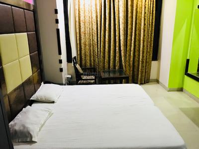 Bedroom Image of Urbanroomz Coliving pg Greenwoods in Sector 45, Gurgaon