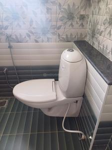 Bathroom Image of 1480 Sq.ft 3 BHK Apartment / Flat for rent in KK Nagar Chennai for Rs. 55000