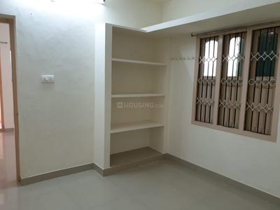 Bedroom Image of 800 Sq.ft 1 BHK Independent House for rent in Tharamani Chennai for Rs. 20000