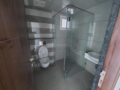 Bathroom Image of 2044 Sq.ft 3 BHK Apartment / Flat for sale in Palarivattom Kochi for Rs. 26000000