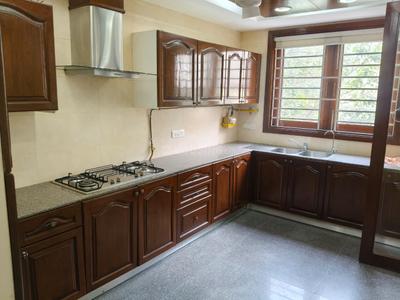 Kitchen Image of 3200 Sq.ft 3 BHK Builder Floor for rent in Panchsheel Park New Delhi for Rs. 275000