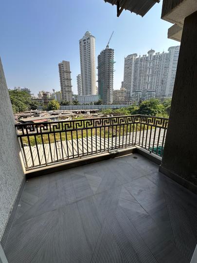 Parijas Horizon Main Image 1