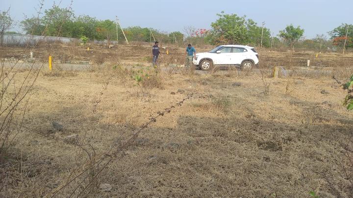 Peram Aditya Elina Main Image 1