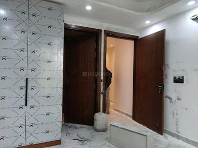 Bedroom Image of 1350 Sq.ft 3 BHK Apartment / Flat for sale in Satbari New Delhi for Rs. 12000000