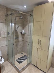Bathroom Image of 2700 Sq.ft 4 BHK Builder Floor for sale in Greater Kailash New Delhi for Rs. 75000000