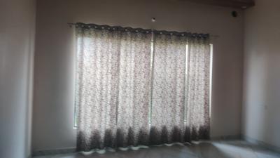 Bedroom Image of 2700 Sq.ft 2 BHK Apartment / Flat for rent in Jagrati Vihar Meerut for Rs. 16000