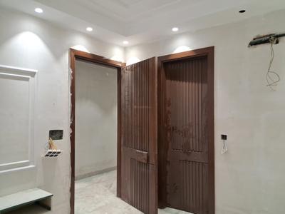 Bedroom Image of 1800 Sq.ft 3 BHK Builder Floor for sale in Paschim Vihar New Delhi for Rs. 37500000
