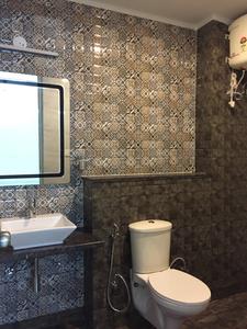 Bathroom Image of Guardian Girls PG in Vijay Nagar, New Delhi